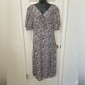 Beyond the Radar Dress (NWOT) Allover floral print